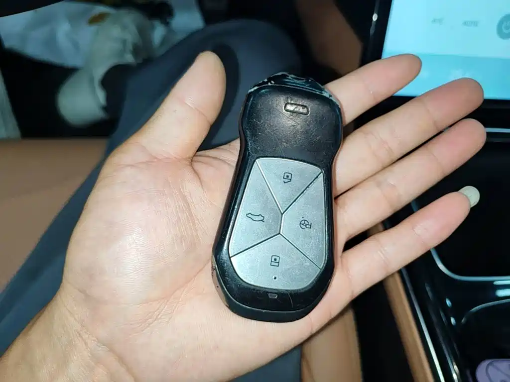 XPeng P5 — миниатюра 13