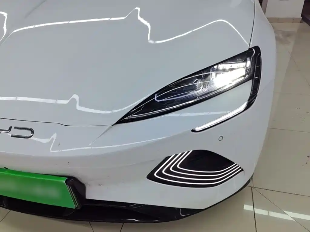 BYD Seal — миниатюра 24