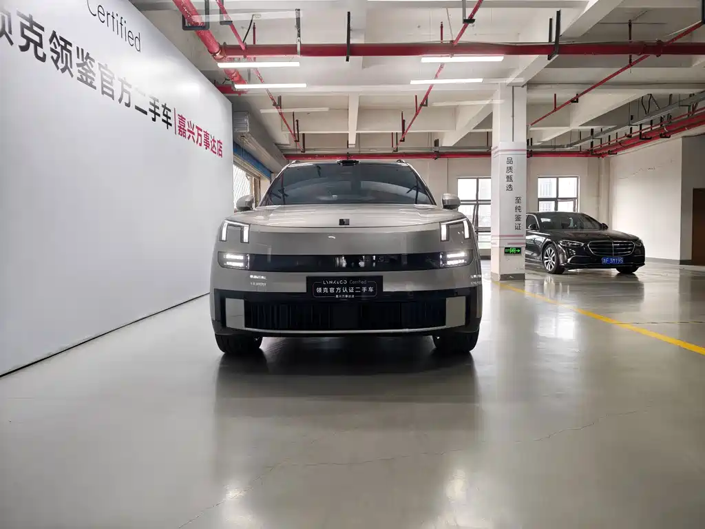 Lynk & Co 900 — миниатюра 2