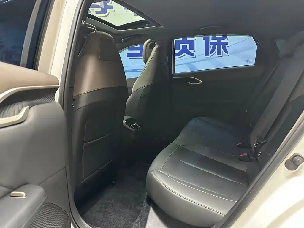 Changan Eado — миниатюра 7