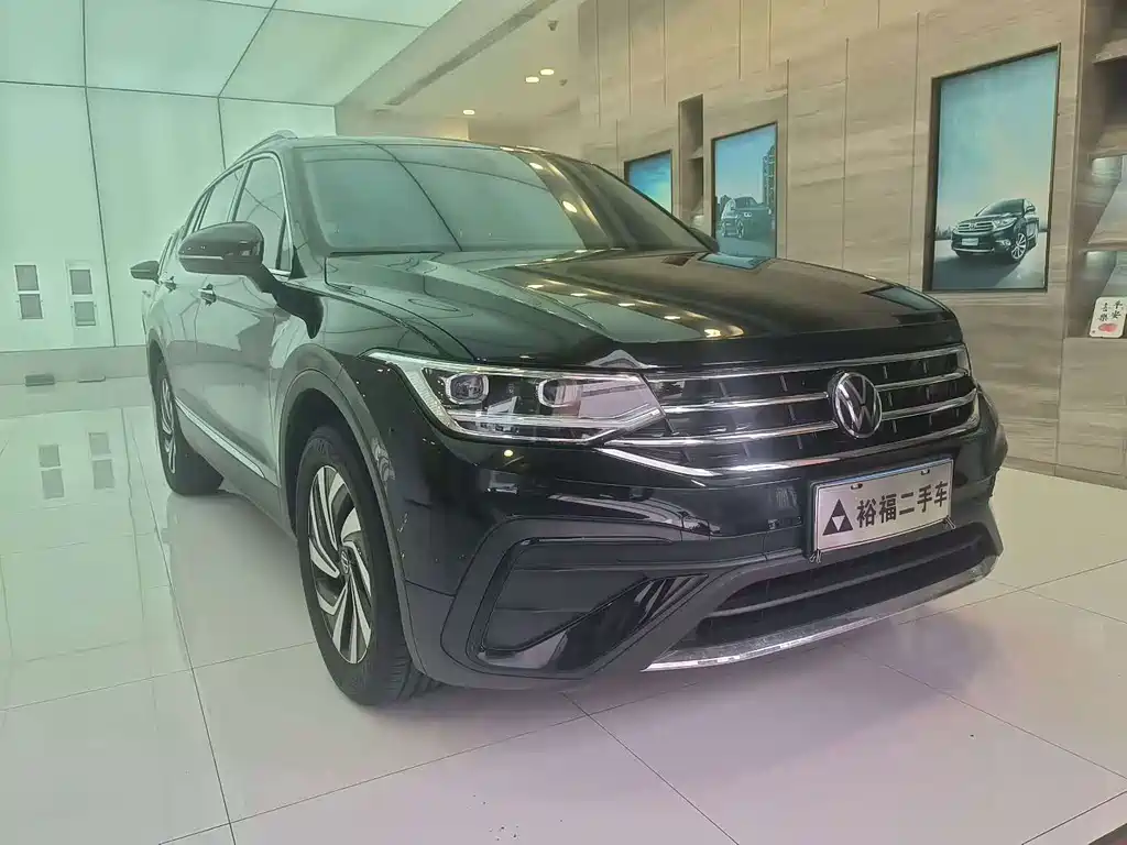 Volkswagen Tiguan L — миниатюра 3