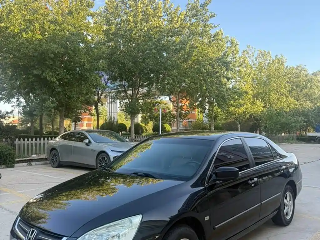 Honda Accord — миниатюра 2