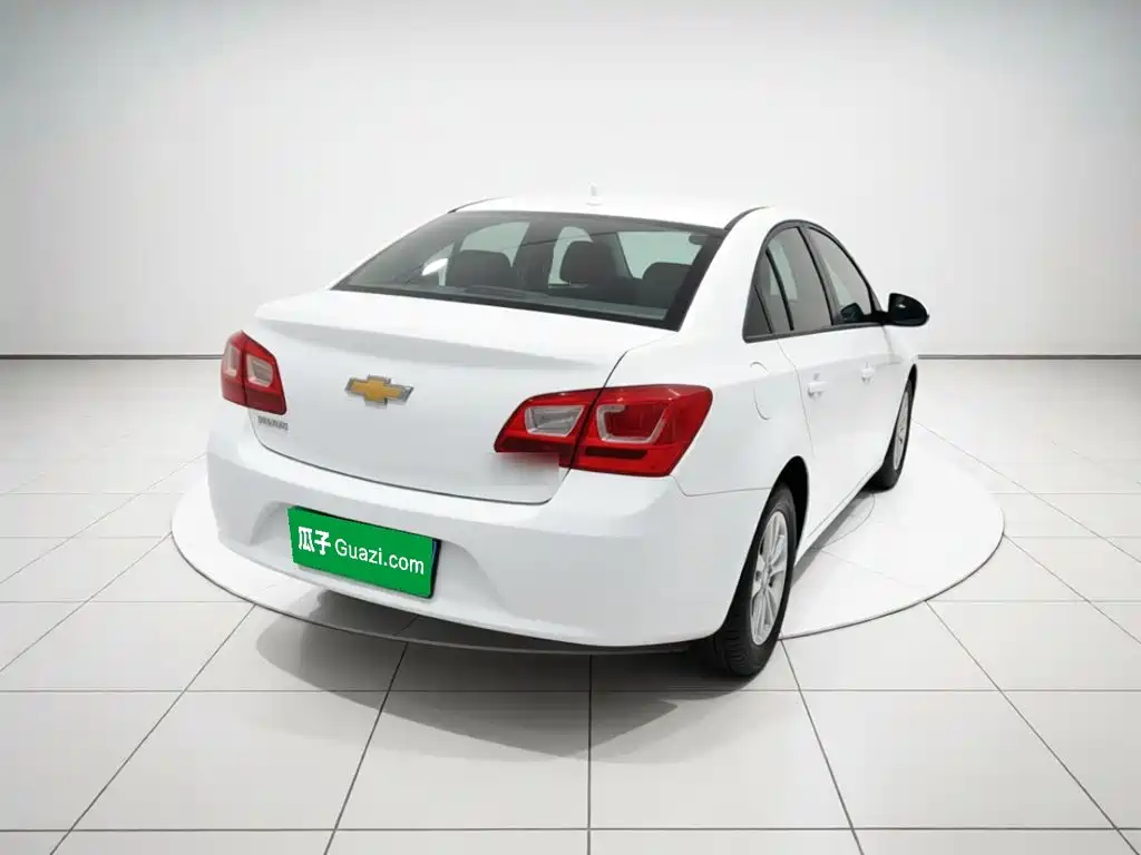 Chevrolet Cruze — миниатюра 6