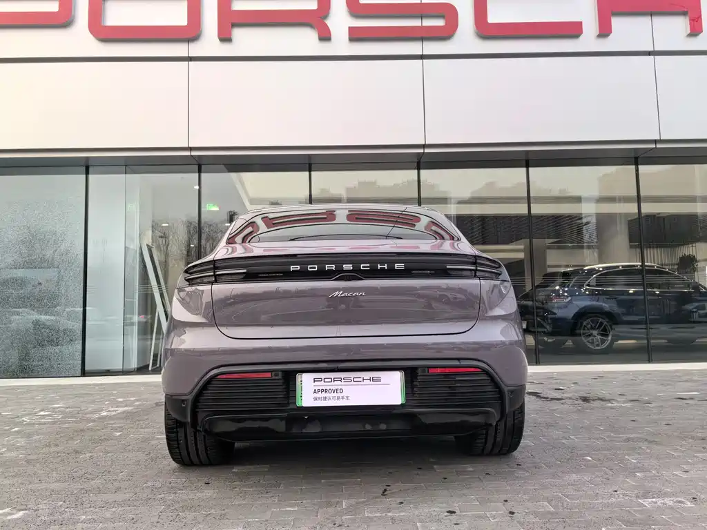 PORSCHE MACAN NEW ENERGY