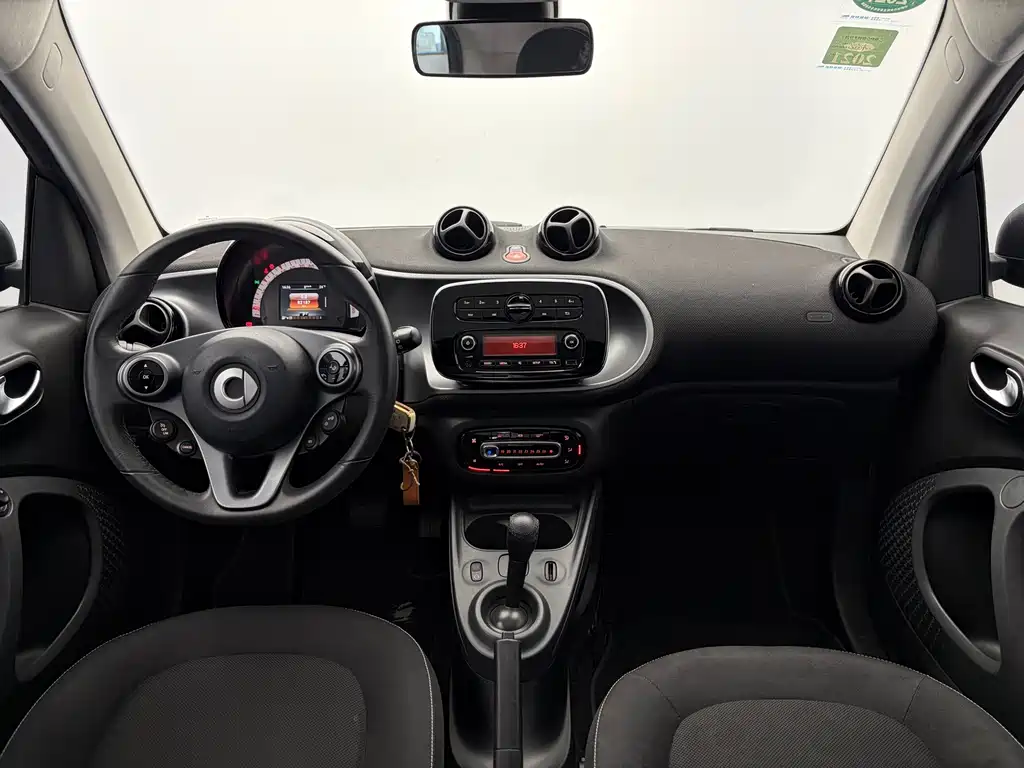 smart Smart Fortwo — миниатюра 11