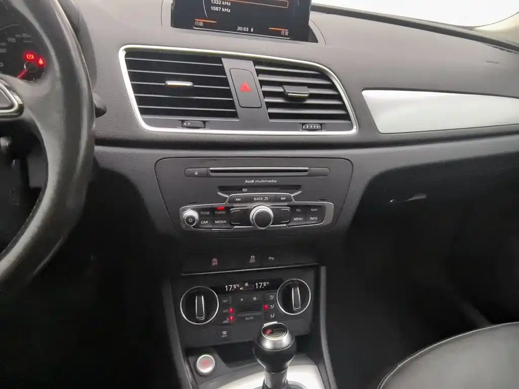 Audi Q3 — миниатюра 12