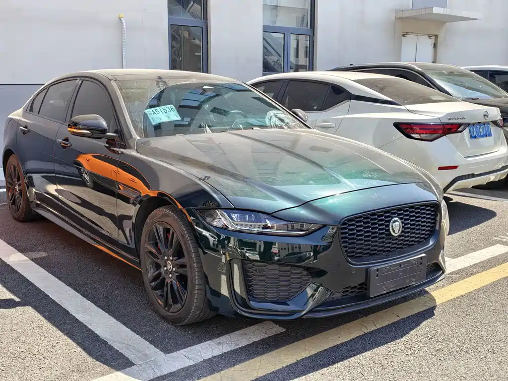 Jaguar XEL — миниатюра 3