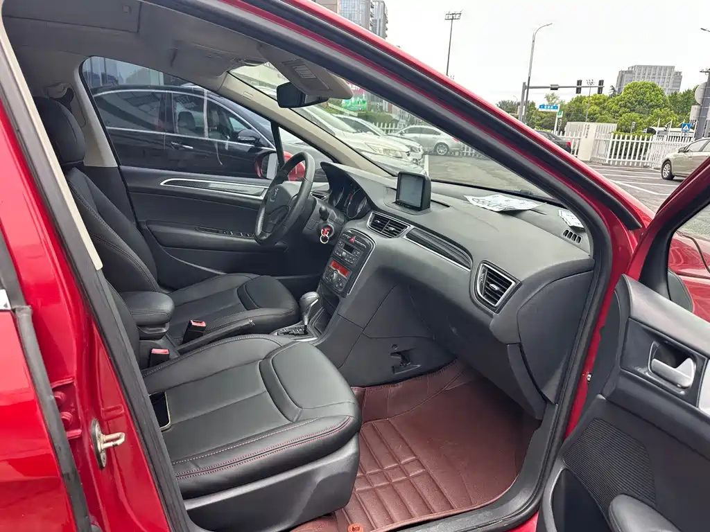 Peugeot 308 Joy Edition Classic 1.6L Auto Elegant Type, фото 4