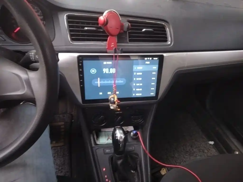 Volkswagen Lavida — миниатюра 6