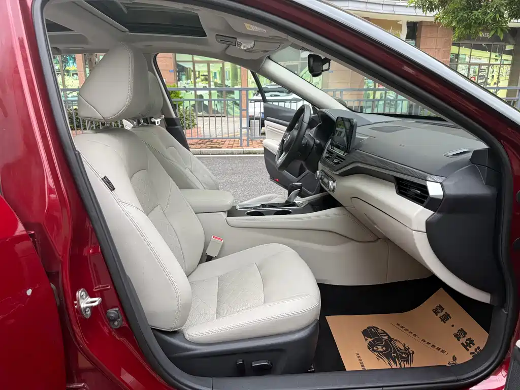 Nissan Teana — миниатюра 14