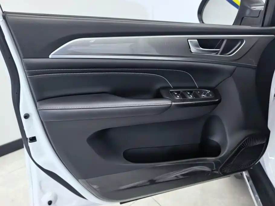 Haval M6 — миниатюра 7