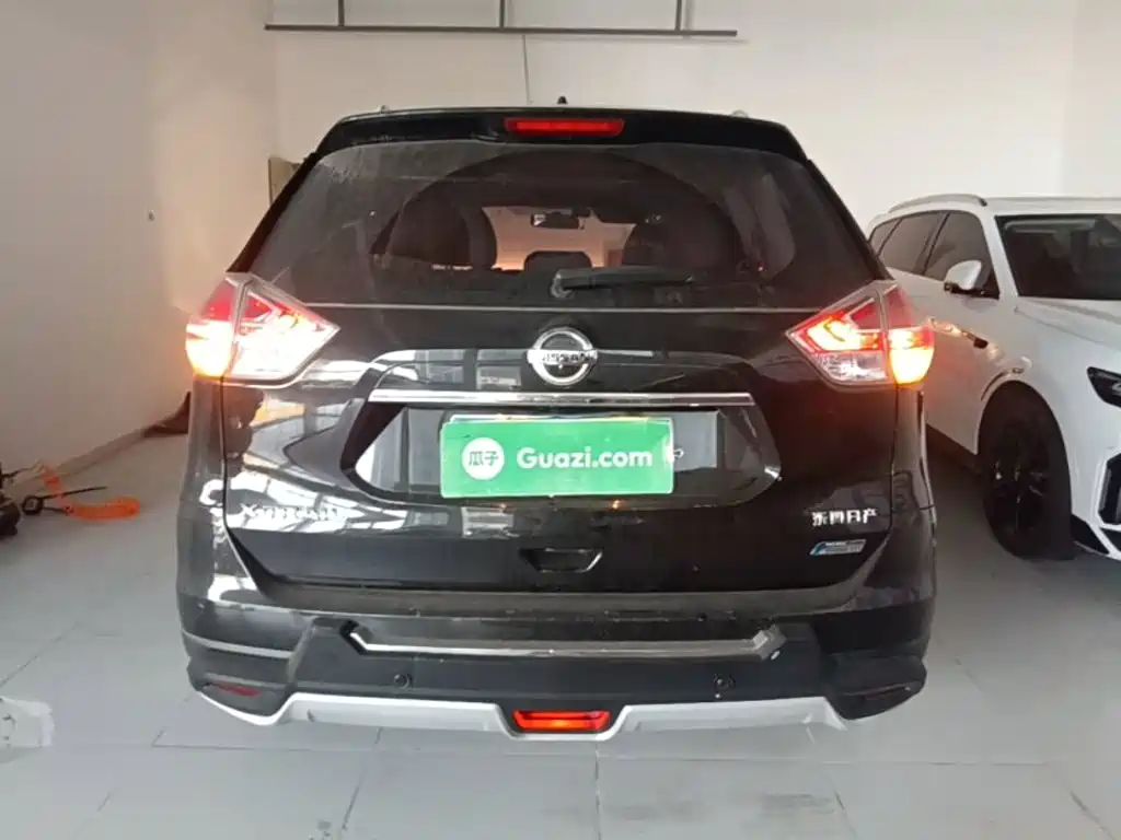 Nissan X-Trail — миниатюра 6