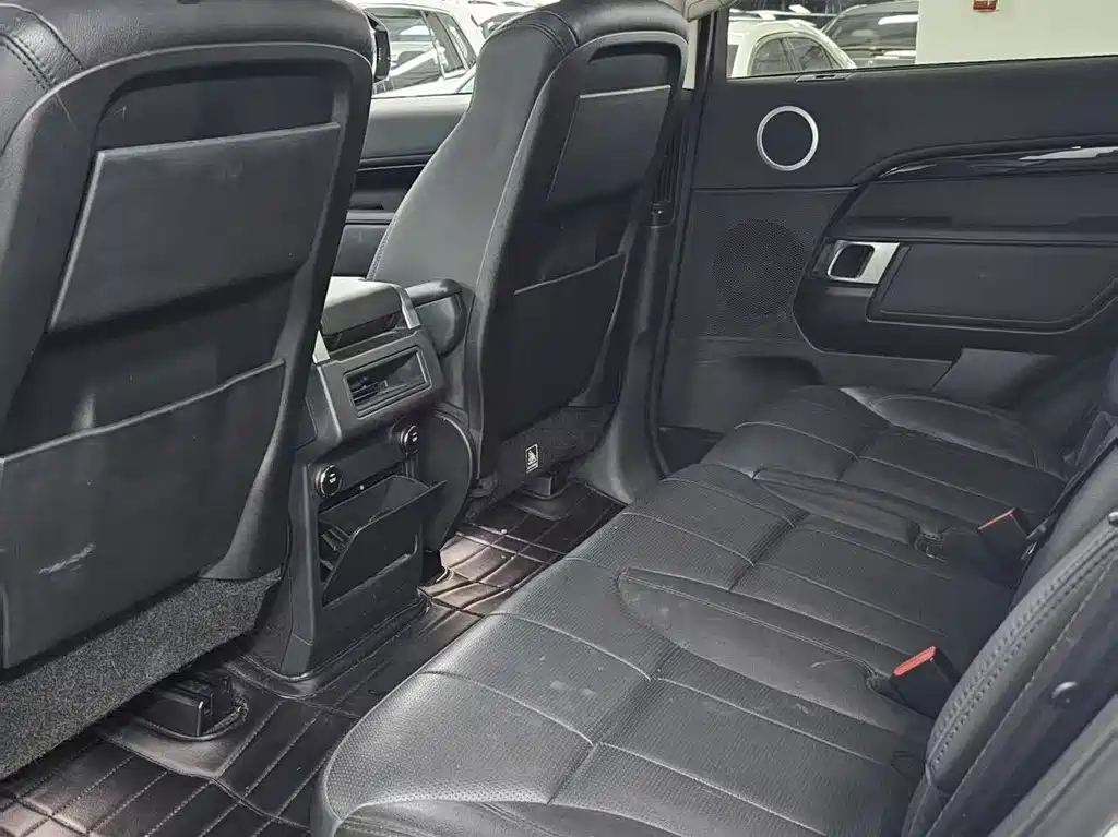 Land Rover Discovery — миниатюра 12