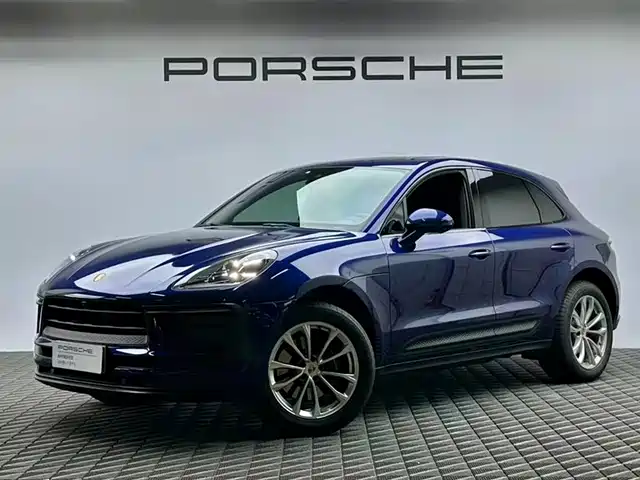 PORSCHE MACAN 2022