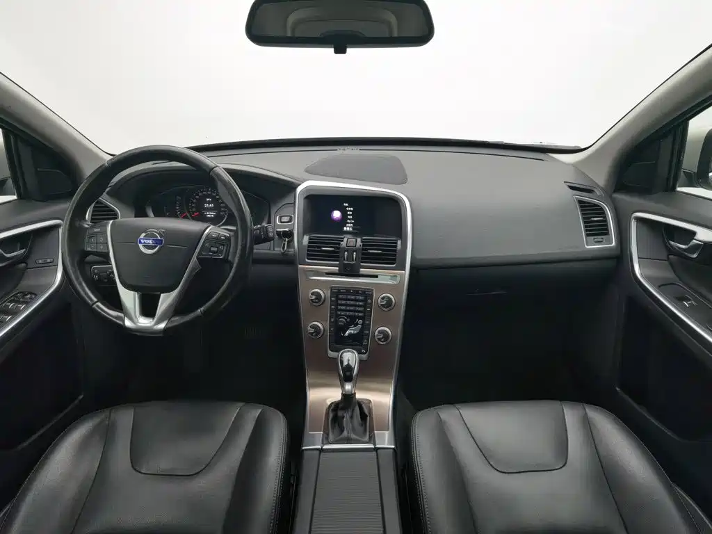 Volvo XC60 — миниатюра 5