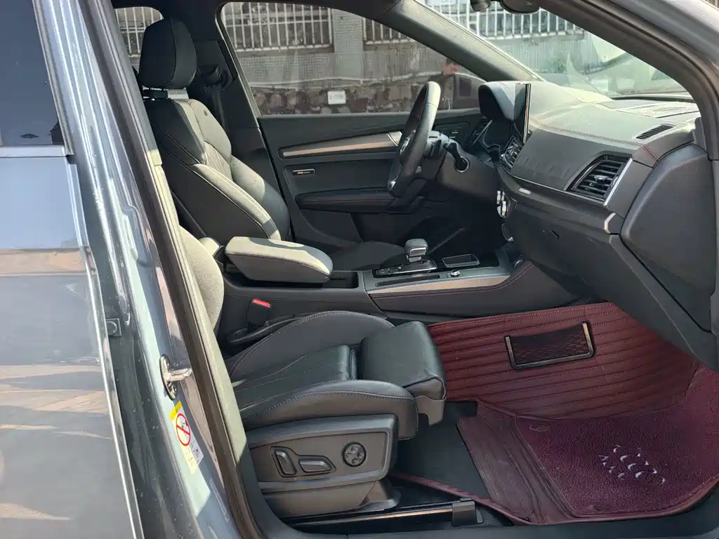 Audi Q5L — миниатюра 8