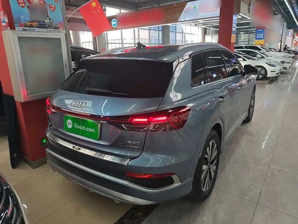 Audi Q4 e-tron — миниатюра 7