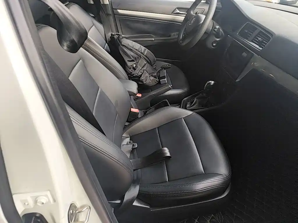 Volkswagen Lavida — миниатюра 25