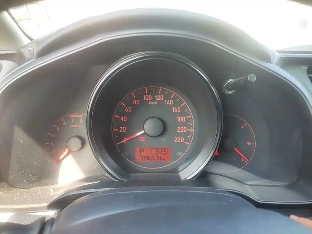 Honda Fit — миниатюра 12