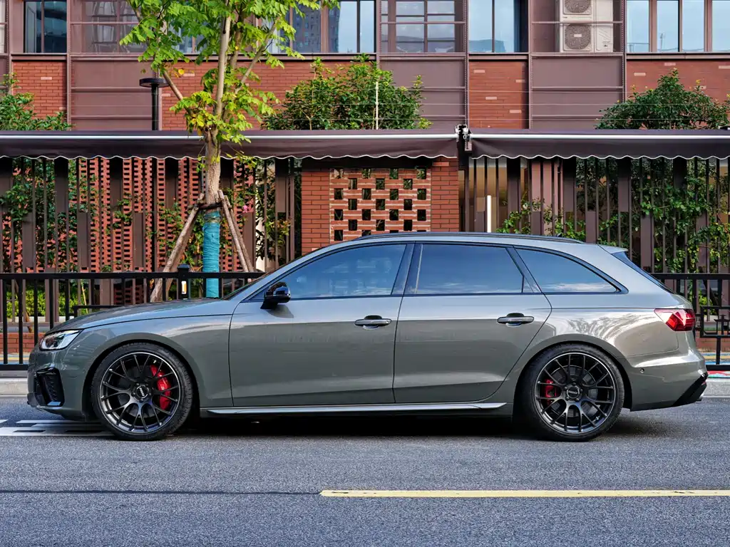 Audi S4 — миниатюра 3