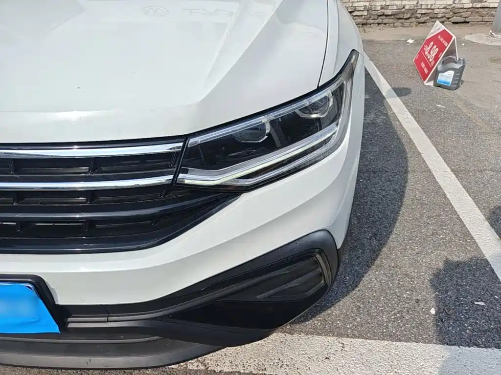 Volkswagen Tiguan L — миниатюра 24