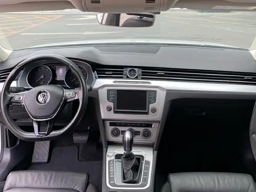 Volkswagen Variant 380TSI 2WD Comfort Travel Edition, фото 10