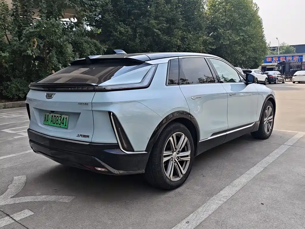 Cadillac Lyriq — миниатюра 9