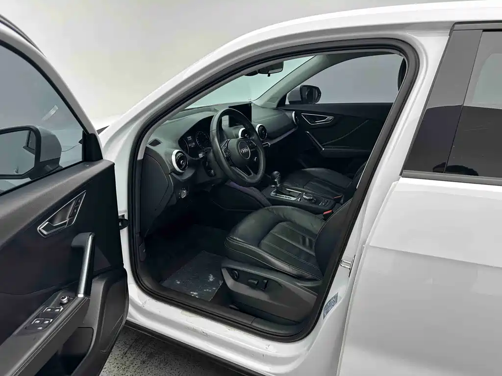 Audi Q2L — миниатюра 9