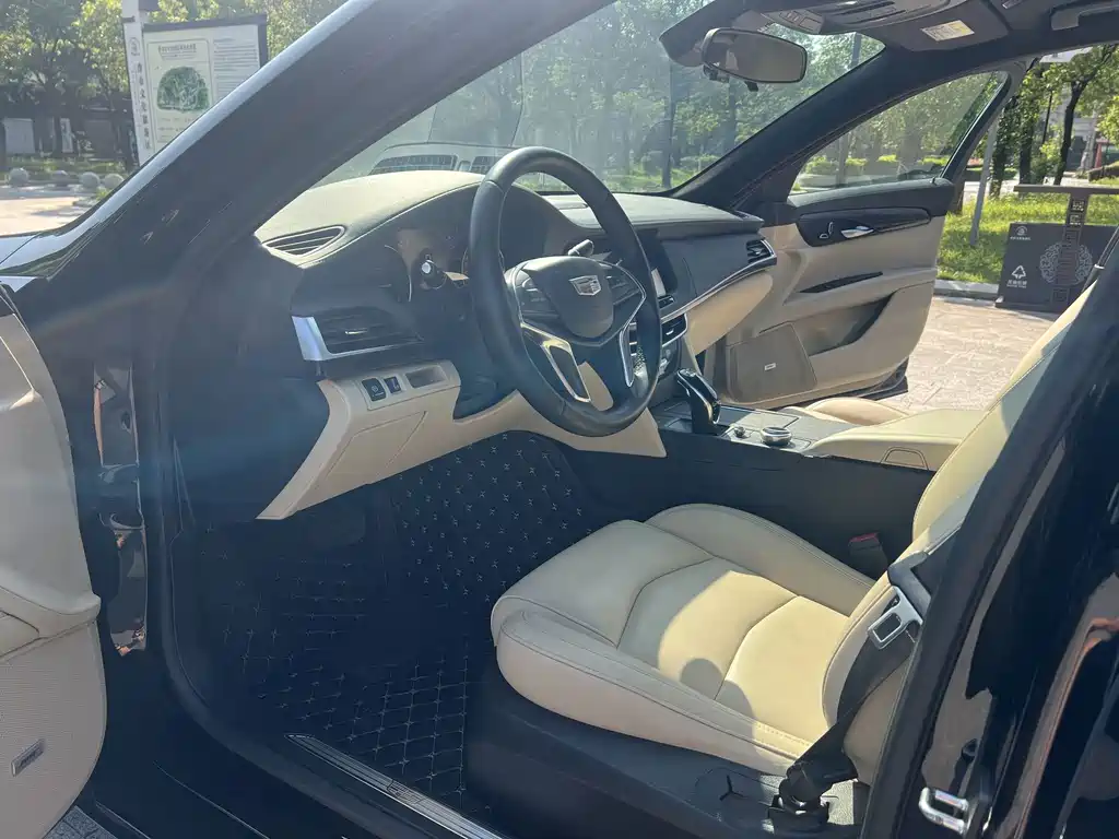 Cadillac CT6 — миниатюра 12