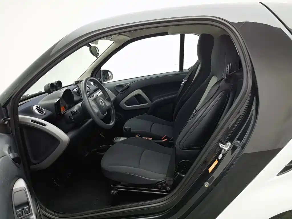 smart Smart Fortwo — миниатюра 10