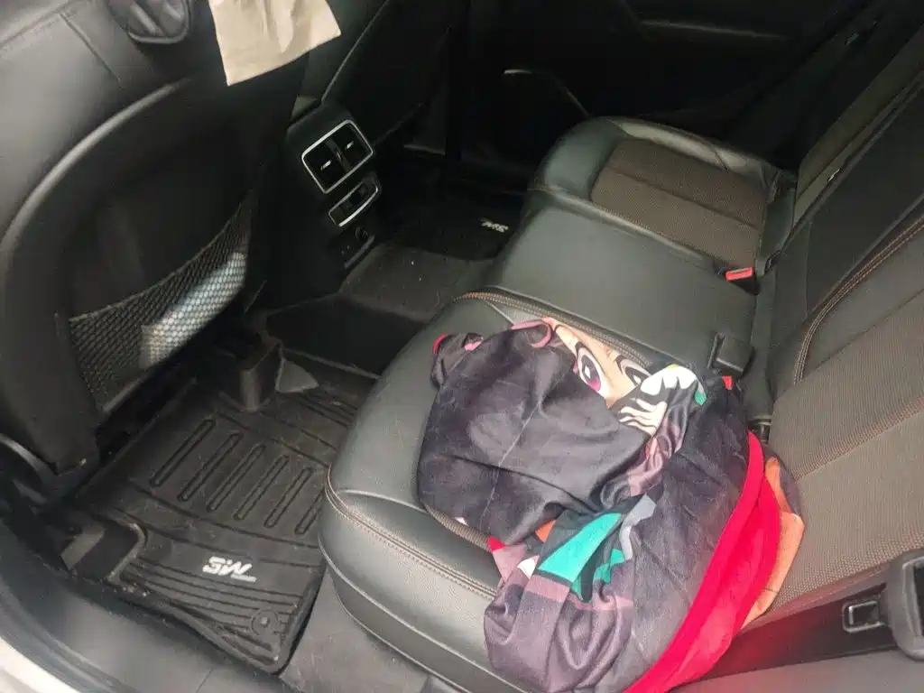 Audi Q5L — миниатюра 15