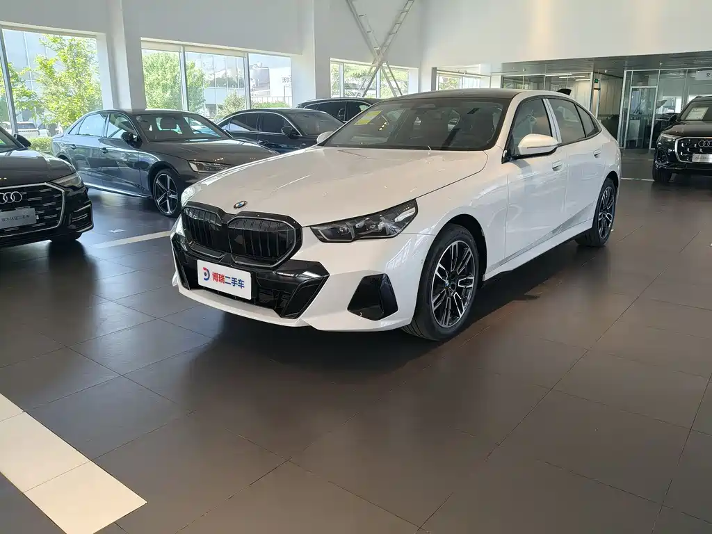 BMW 5 Series 0