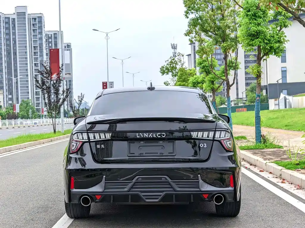Lynk & Co 03 — миниатюра 9
