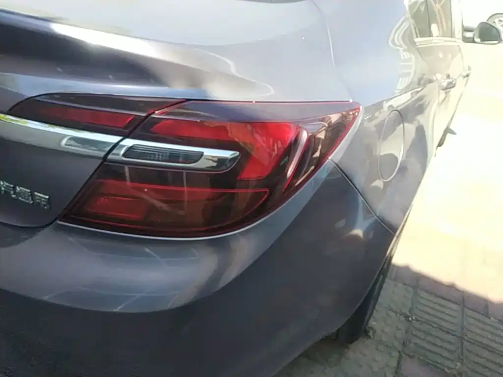 Buick Regal — миниатюра 8