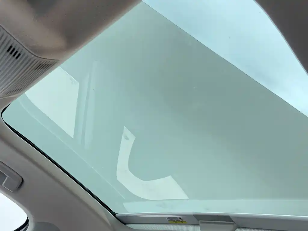 Volkswagen Golf — миниатюра 14