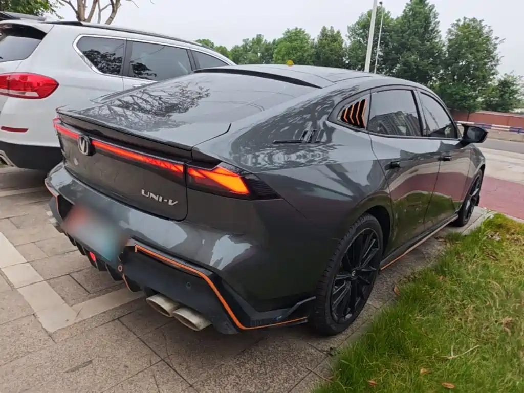 Changan UNI-V — миниатюра 7