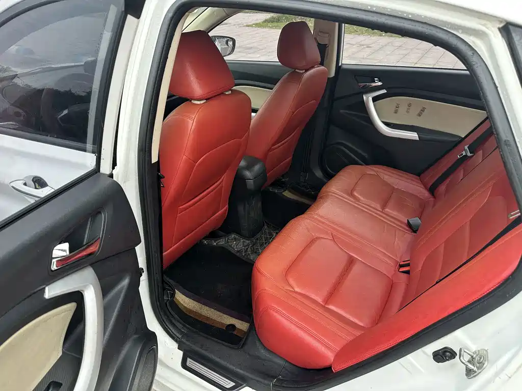Changan V7 — миниатюра 16