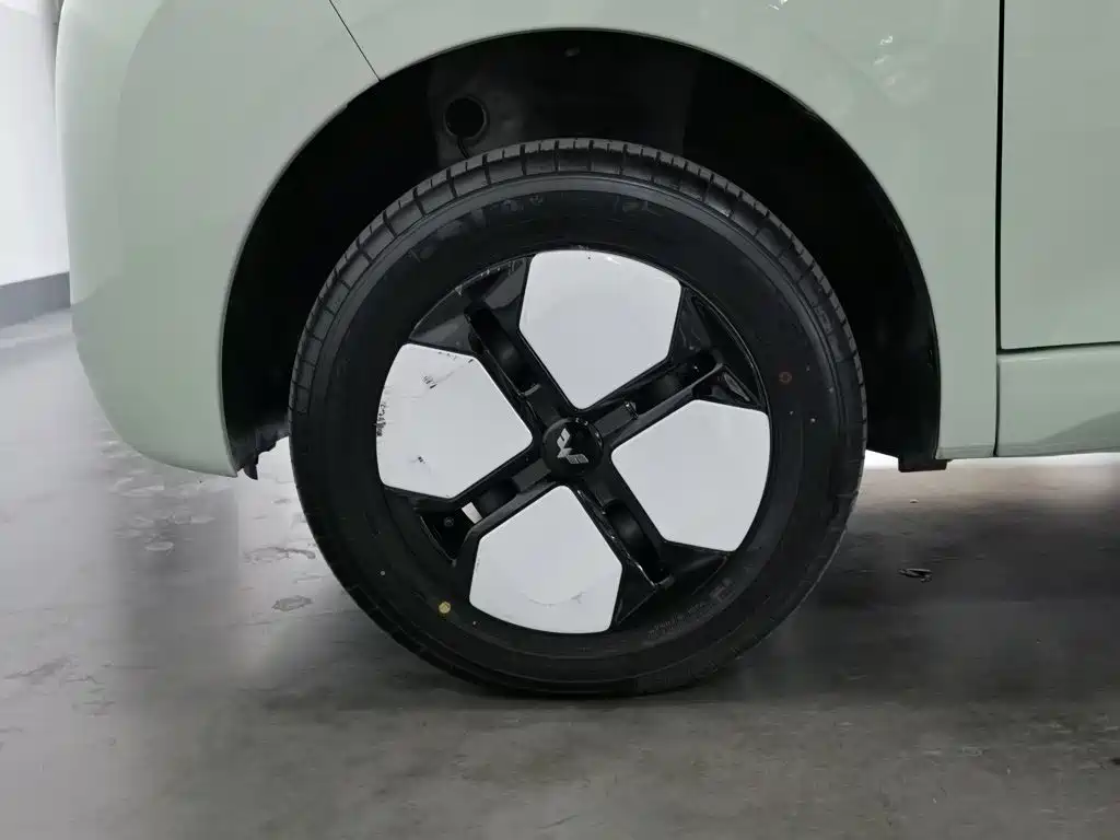 Wuling MINIEV — миниатюра 17