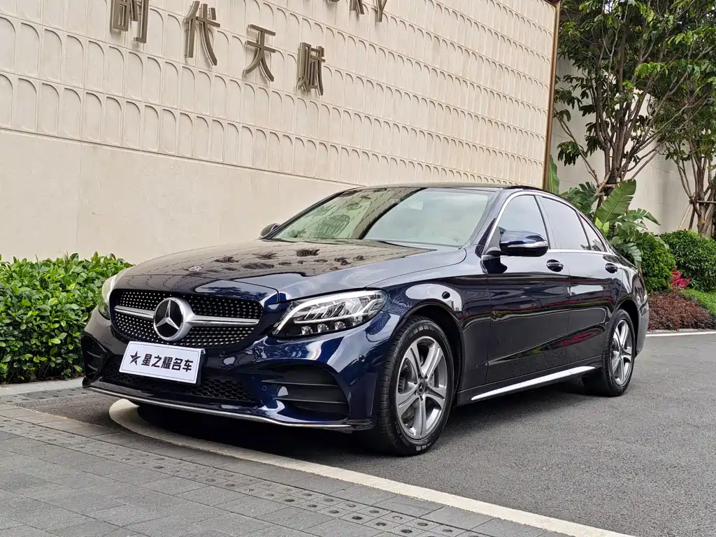 Mercedes-Benz C-Class 2019