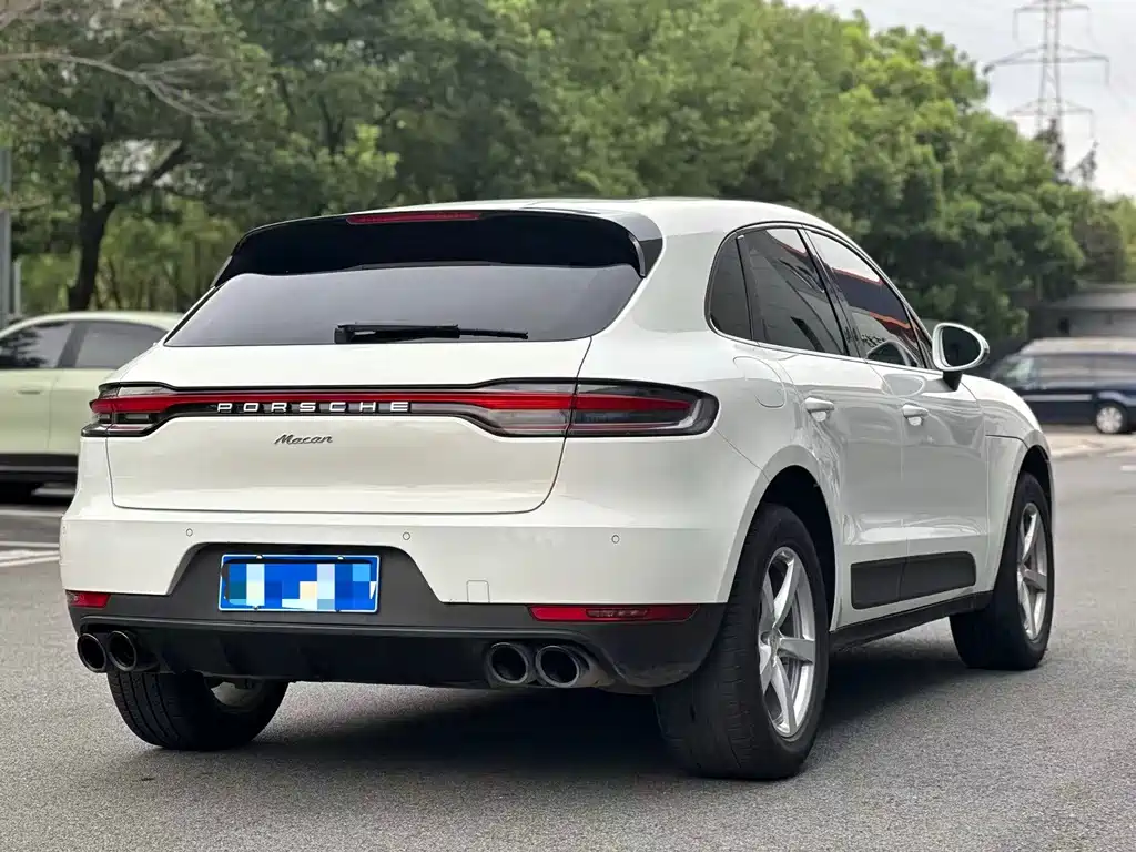 Porsche Macan — миниатюра 14