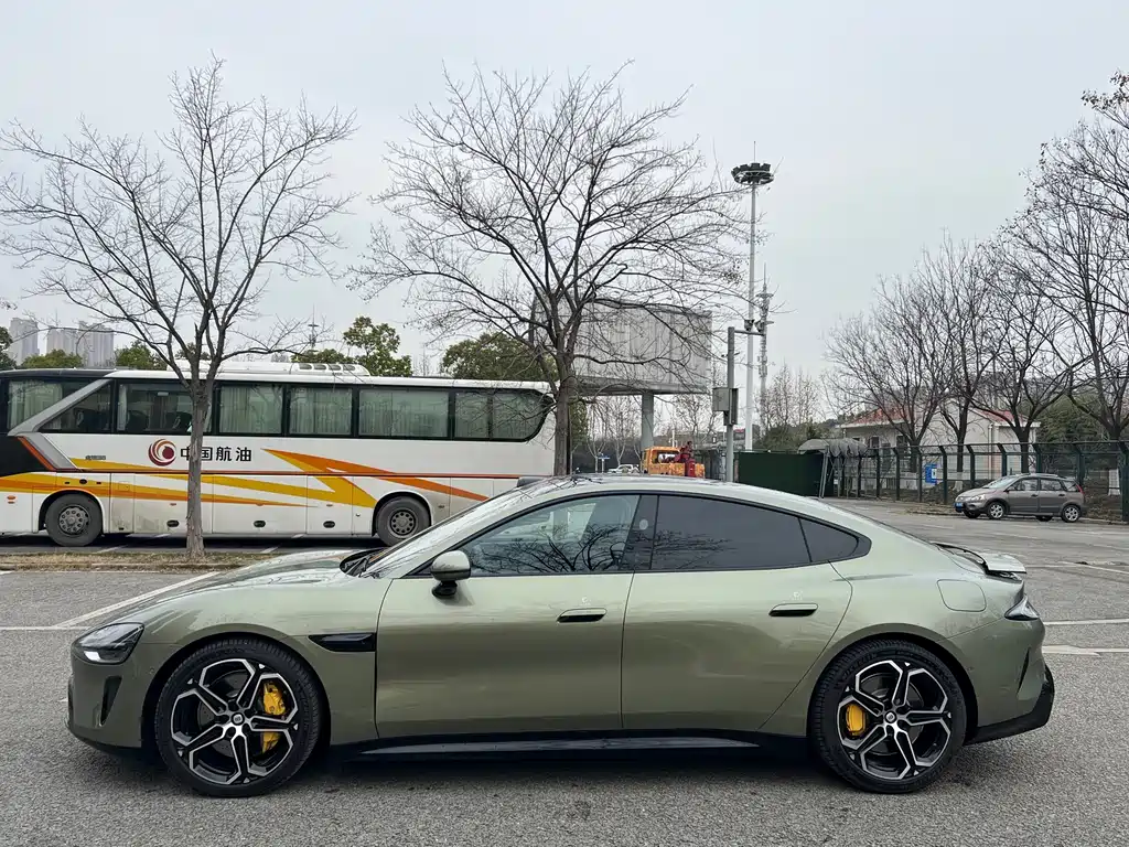 XIAOMI CAR XIAOMI SU7