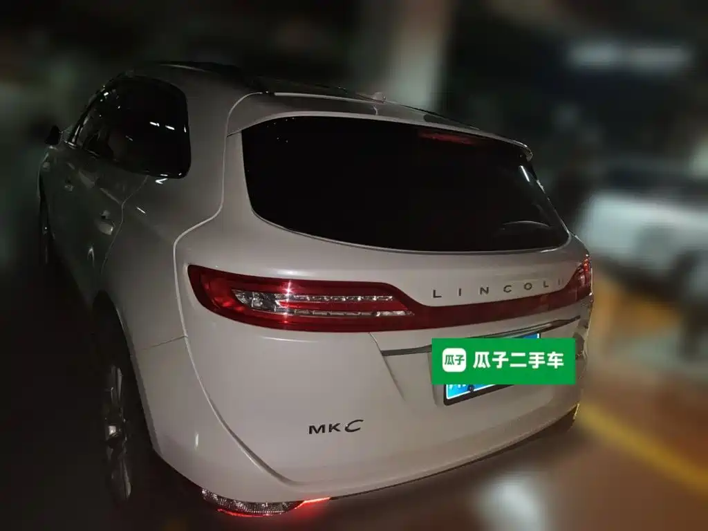 Lincoln MKC — миниатюра 5