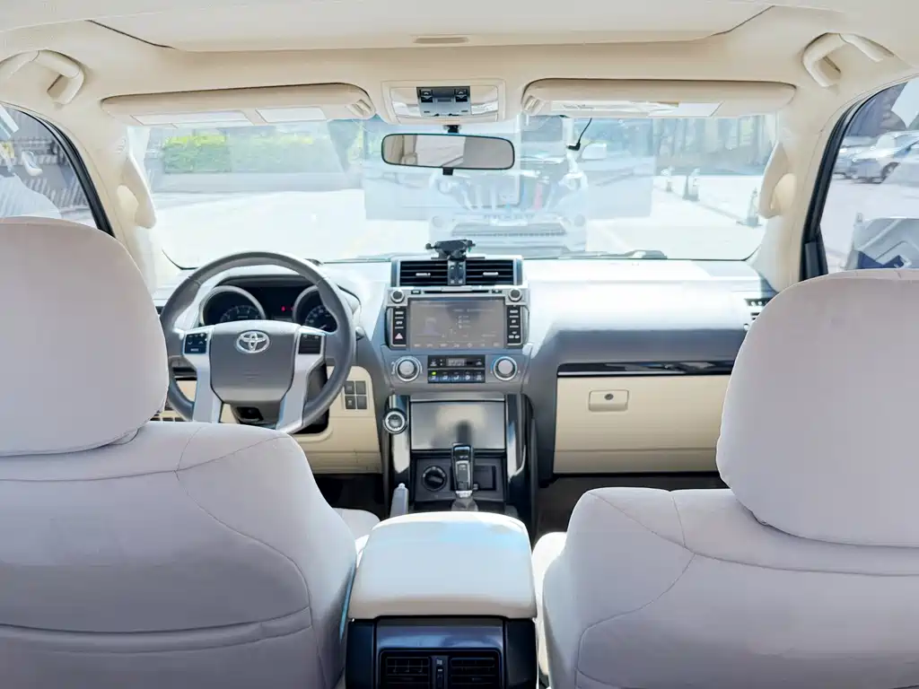 Toyota Prado (Import) — миниатюра 9