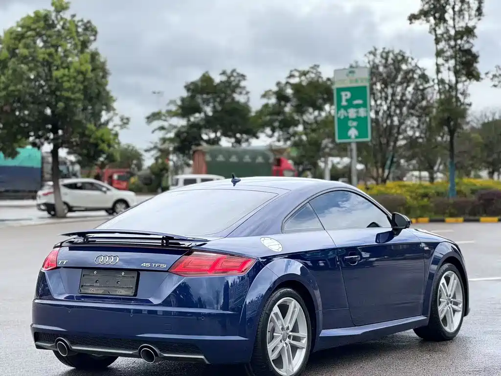 Audi TT — миниатюра 6