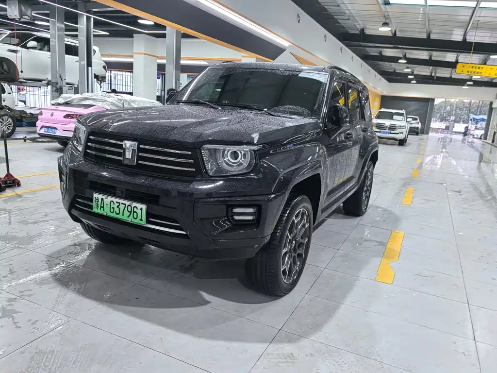 TANK TANK 700 NEW ENERGY