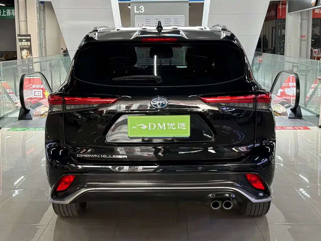 Toyota Crown Kluger — миниатюра 8