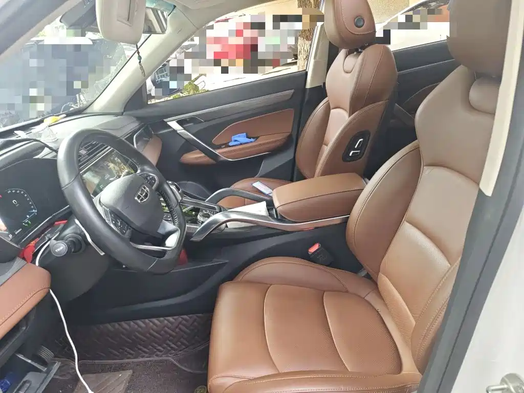 Geely Boyue — миниатюра 11