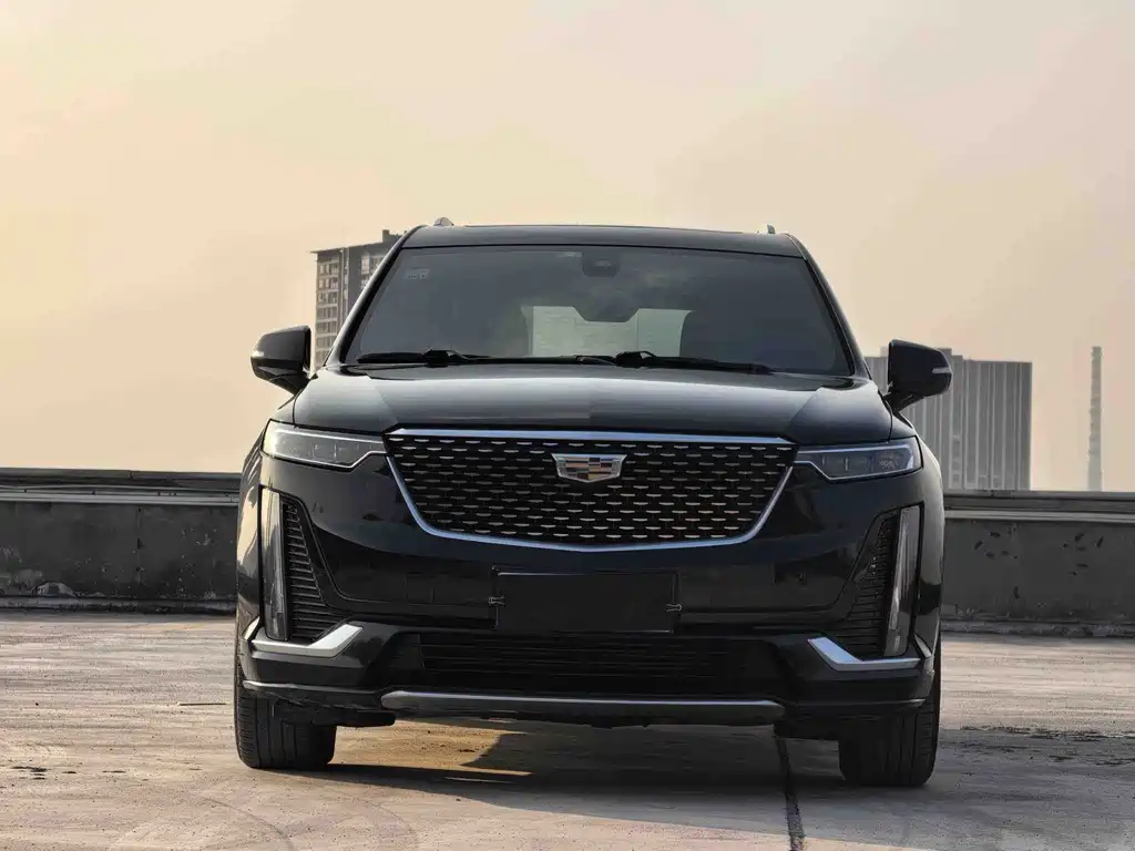 Cadillac XT6 2021 28T мест Luxury
