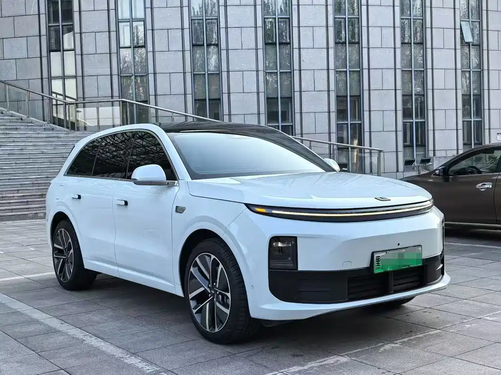 Li Auto L6 2024 Pro