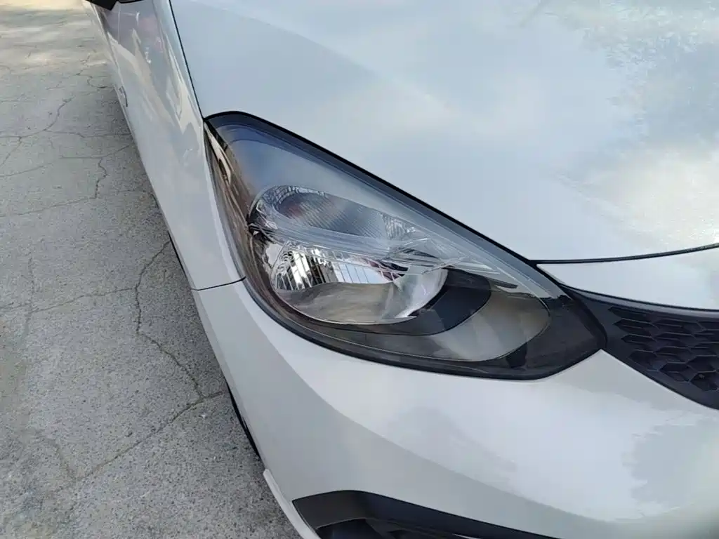 Honda Fit — миниатюра 8